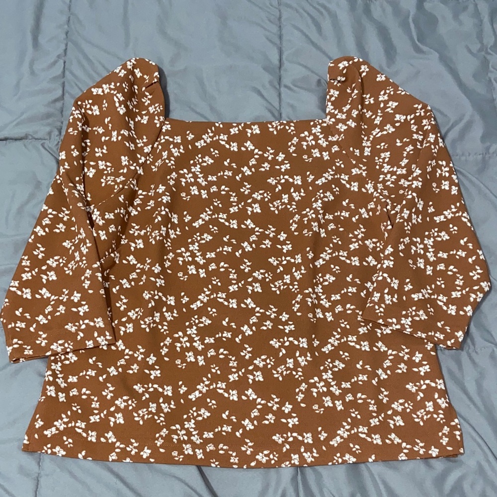 Floral square neck top